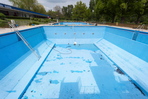 Best 24/7 water damage repair  in Argos, IN